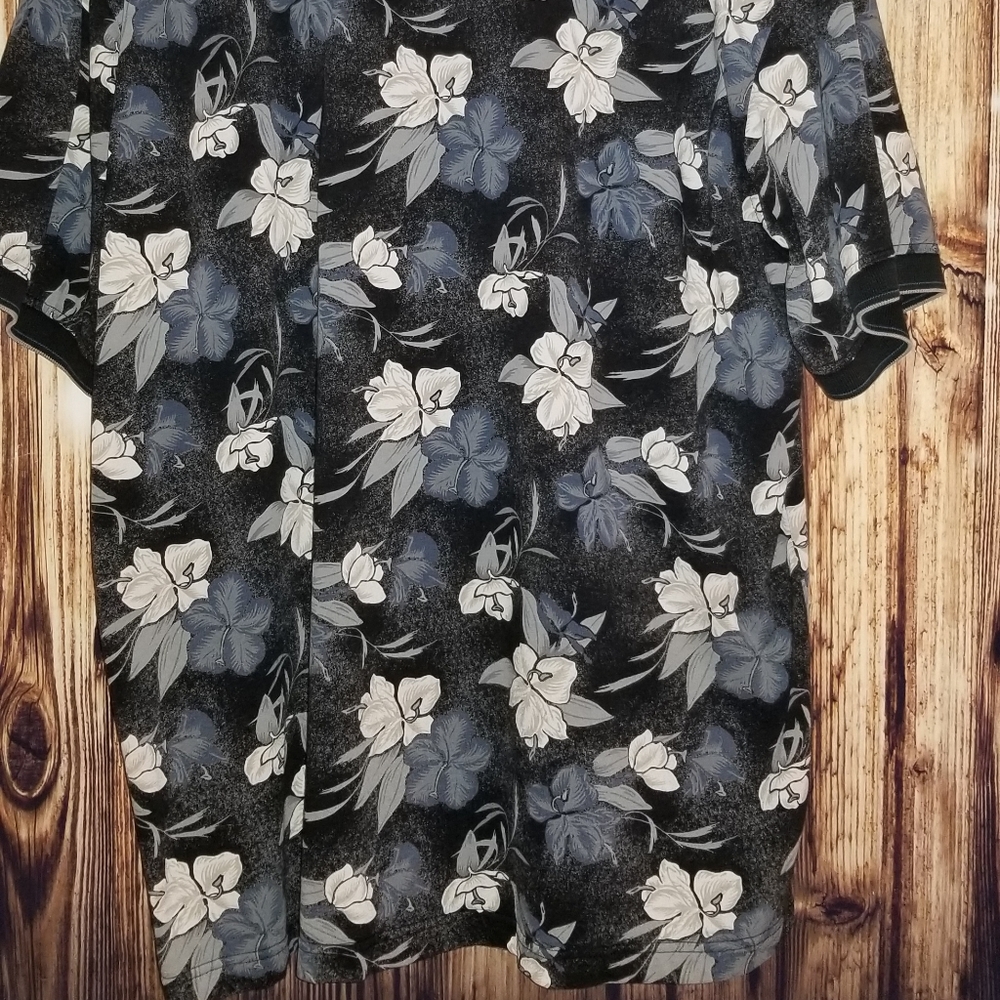 Arrow Short Sleeve  Shirt - Picture 3 of 5